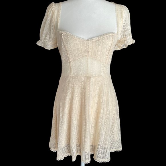 Urban Outfitters Dresses & Skirts - NWT Urban Outfitters Off-White Lace Dress - Size M